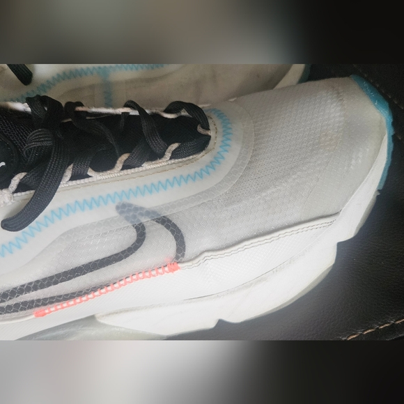 Nike Air Max 2090 Pure Platinum Women's size 7.5 White - Picture 4 of 15